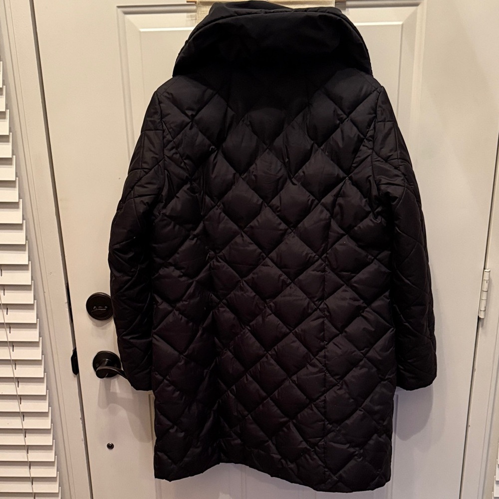 Gallery Women's Black Quilted Puffer Coat - Picture 9 of 9